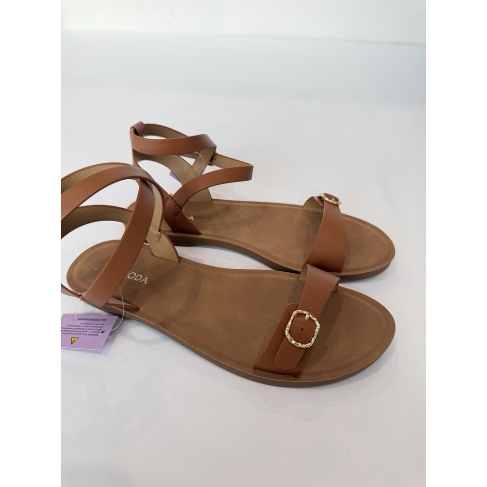 Top Moda Womens Brown Ankle Strap Flat Sandals Buckle Detail Size 9 Preppy Chic